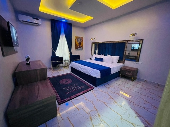 MAMARIS HOTEL* HOLY ROSARY JUNCTION BY PORT HARCOURT ROAD, IMO STATE. For Easy Bookings And Reservations, Please Contact Cloza App Representative On Call And Watsapp. Details Below