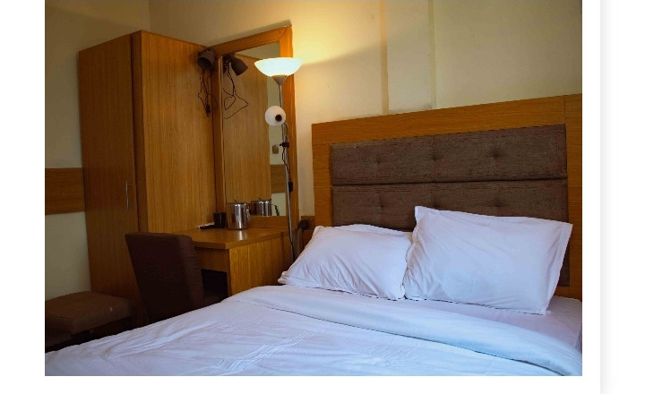 GRAND AMARI HOTELS/RESORT GRACELAND ESTATE OWERRI, OFF ONISHA-AMAKOHIA ROAD. For Easy Bookings And Reservations, Please Contact Cloza App Representative On Call And Watsapp. Details Below