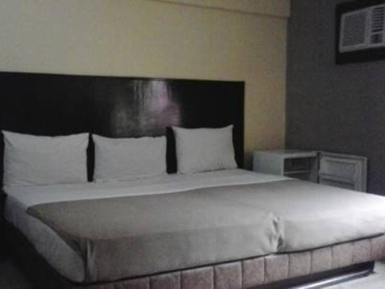 MARIAN HOTELS LIMITED, CALABAR, CROSS RIVER STATE. For Easy Bookings And Reservations, Please Contact Our Cloza App Representative On Call And Watsapp. Details Below
