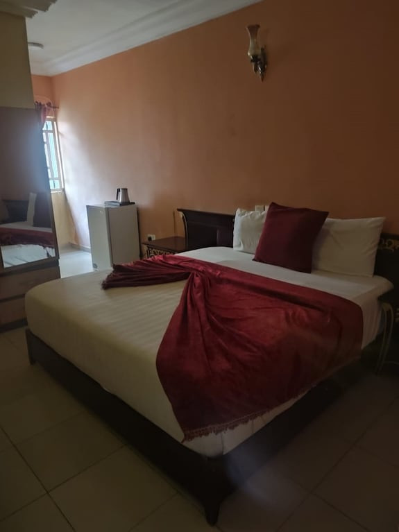 ARIDOLF RESORT, YENAGOA, BAYELSA STATE. For Easy Bookings And Reservations, Please Contact Our Cloza App Representative On Call And Watsapp. Contact Details Below