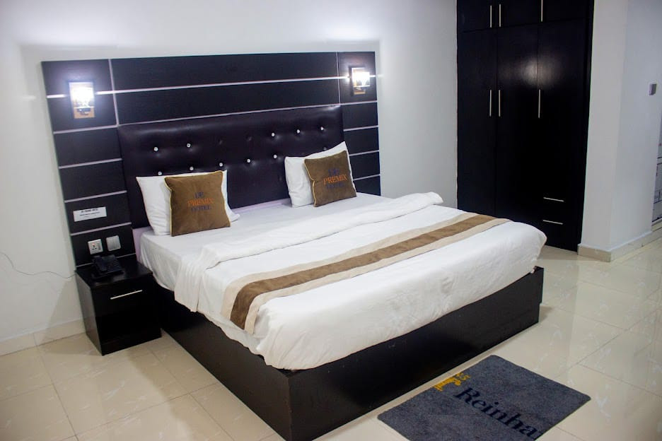 DE PREMIX HOTEL RUMUODARA EAST WEST ROAD PORTHARCOURT For Easy Bookings And Reservations, Please Contact Our Cloza App Representative On Call And Watsapp. Details Below