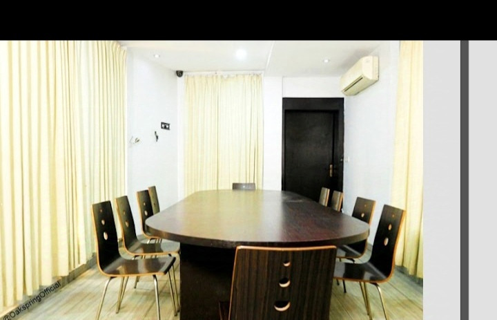 OAKSPRING HOTEL AND LUXURY SUITES, 5, SUNDAY OGUNYADE STREET, GBAGADA PHASE 11, LAGOS. CONFERENCE ROOM. Book Hall with Cloza App