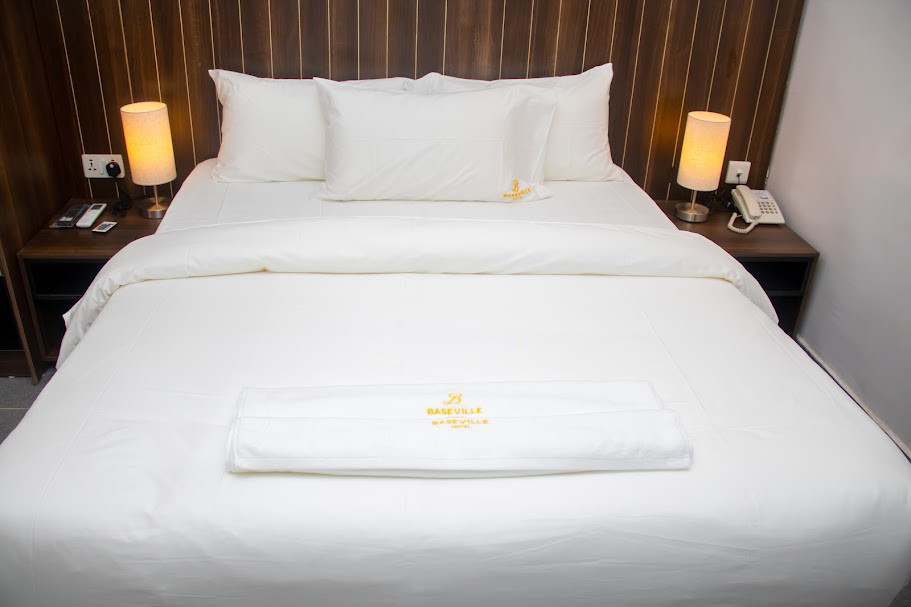 BASEVILLE HOTEL, AJAYI STREET, SABO-YABA, LAGOS. For Easy Bookings And Reservations, Please Contact Cloza App Representative On Call And Watsapp. Details Below